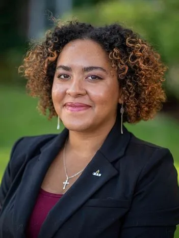 Mara Green portrait