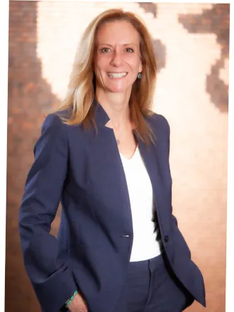 Nicola Roark portrait